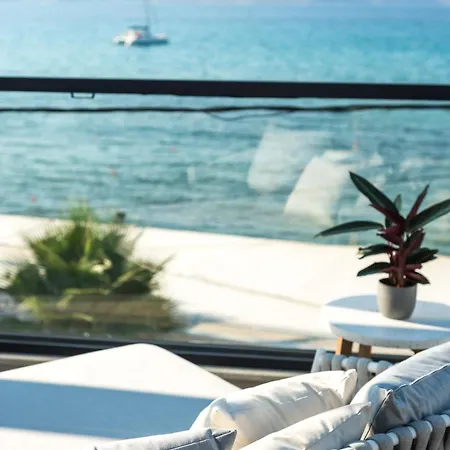 Appartement Peristeres Luxury Next To The Sea - By Apokoras