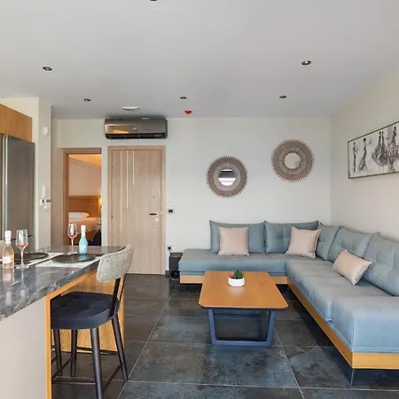 Appartement Peristeres Luxury Next To The Sea - By Apokoras Almirida