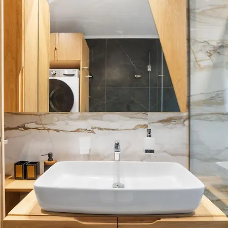 Appartement Peristeres Luxury Next To The Sea - By Apokoras *